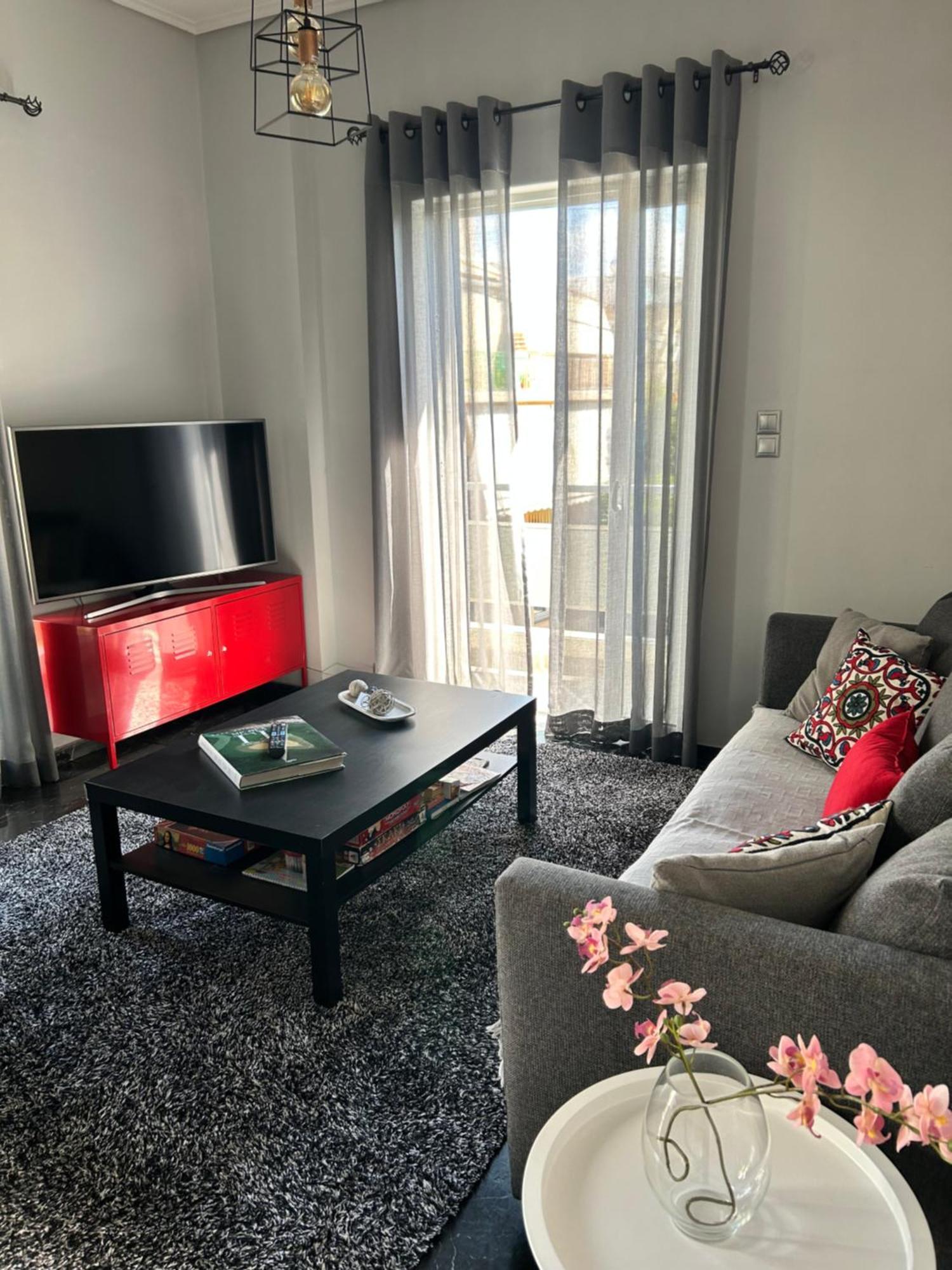 Beautiful Apartment Next To Metro Station أثينا المظهر الخارجي الصورة